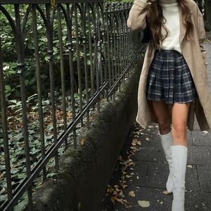 ✨ SOLD ✨ A&F plaid skirt